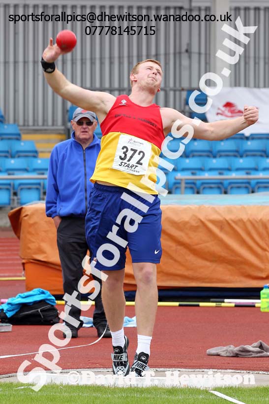 Mens  under-20s shot putt, Northern Senior and Under-20s Track and Field Champs., Manchester. Photo: David T. Hewitson/Sports for All Pics